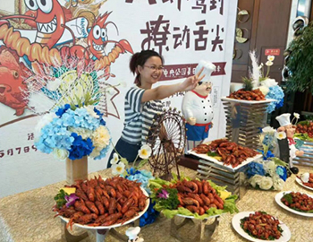 建發·中央公園 | 龍蝦嘗鮮季 火爆開涮    